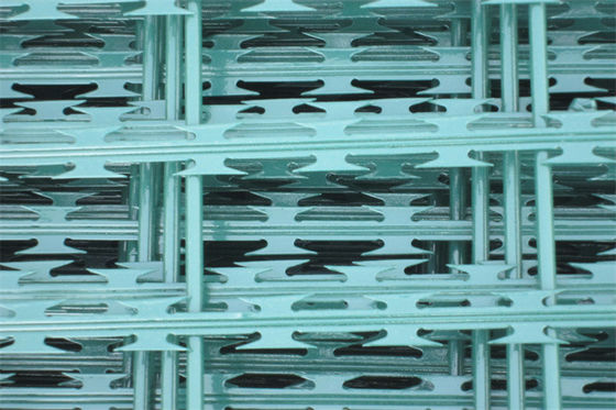 Diamond Opening Razor Barbed Wire Mesh Fence For Factory Or Prison