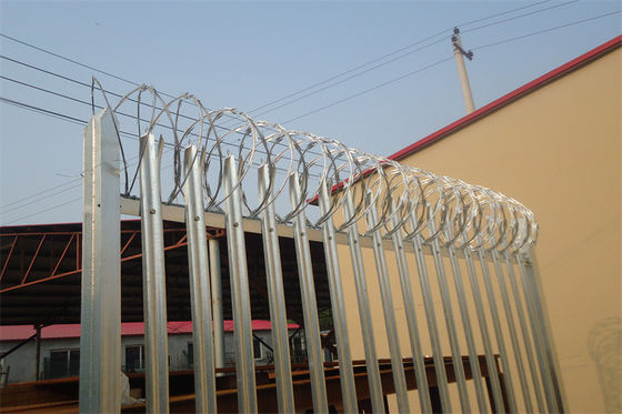 W Shape Pointed Rounded Palisade Panel Fencing With Powder Coated For Highway Protection